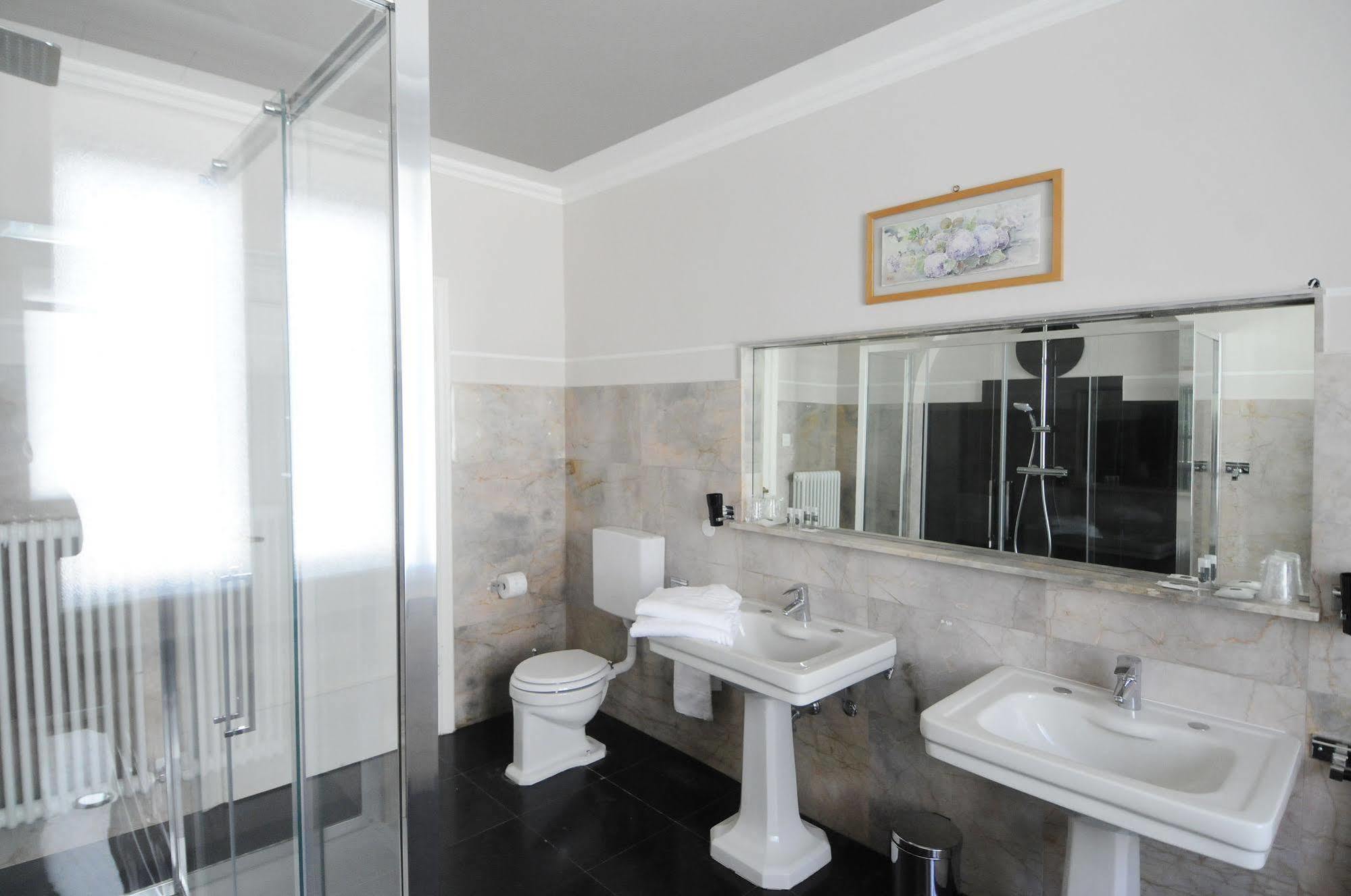 B&B Cangrande Di Danese-Viviani Verona Exterior photo